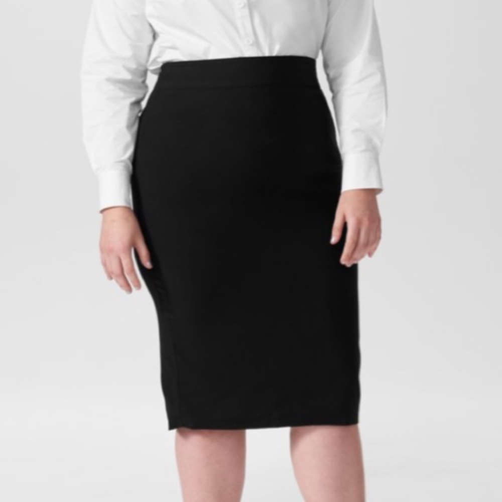 Beautiful Luxe Twill Pencil skirt